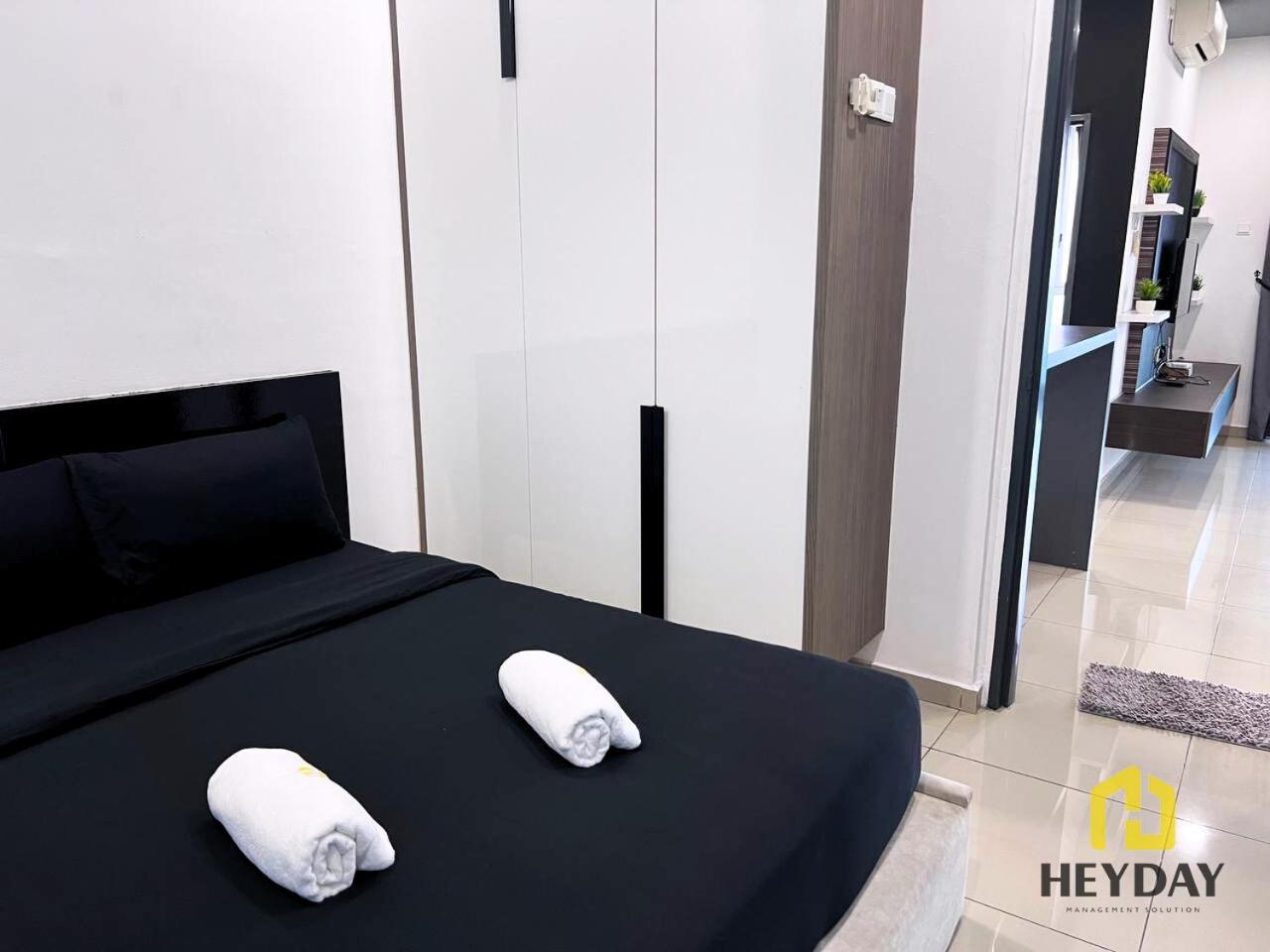 Seaview Homestay Masai By Heyday Exterior photo